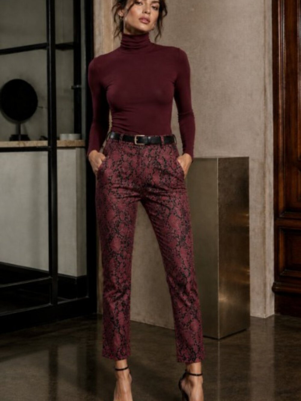 L'AGENCE Ludivine Snakeskin Pants Garnet Black Cropped Trouser Python 10